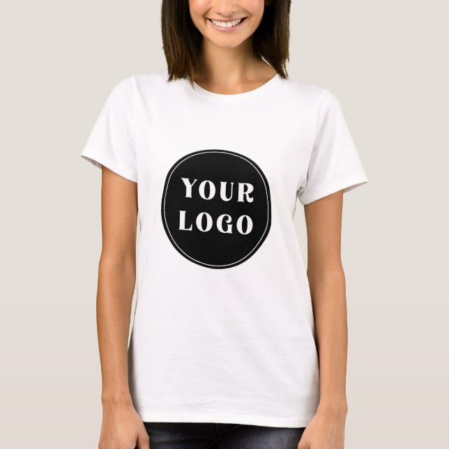 Modern, snygg, stilren och anpassningsbar t shirt (Framsida)