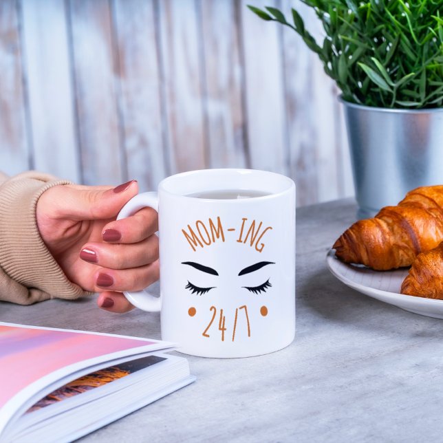 Modern Snyggt Mamma-ing 24/7 Mors dag-citat Kaffemugg (Skapare uppladdad)