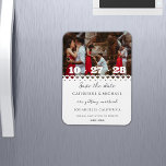 Modern Snyggt Snöre - enkelt fotospara datum Magnet<br><div class="desc">Modern Snyggt Snöre - enkel Photo Bröllop-design</div>