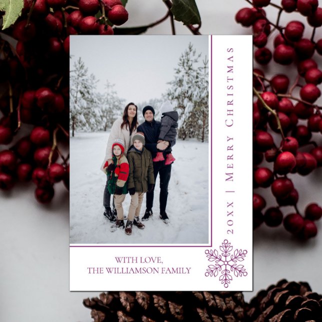 Modern softoport för julfoto | MAGENTA Julkort (Magenta Modern Snowflake Christmas Photo Card)