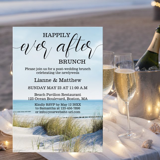 Modern strand- och dynbröllopsbrunch inbjudningar (Modern script beach breakfast or brunch invitation featuring dunes overlooking a beach)
