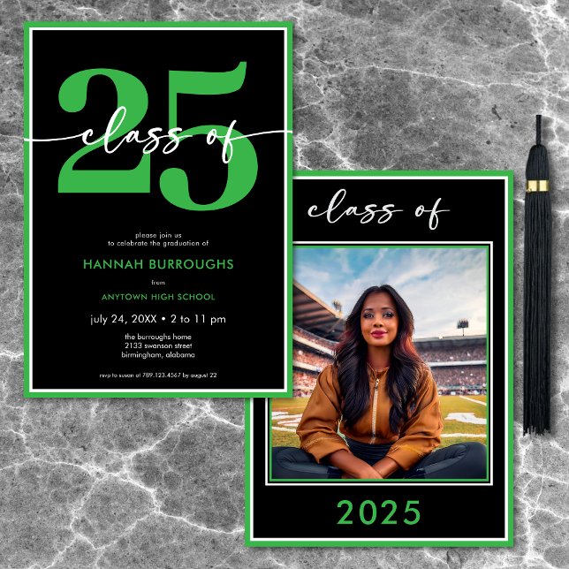 Modern Studentfest för minimal Grönt Inbjudningar (Modern Minimal Green Script Graduation Party Invitation)