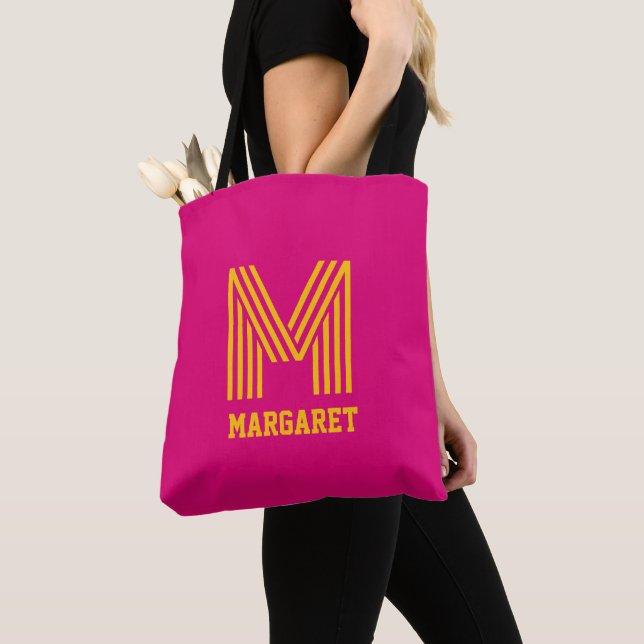 Modern stylish fuchsia &yellow monogram name Tote Tygkasse (Närbild)