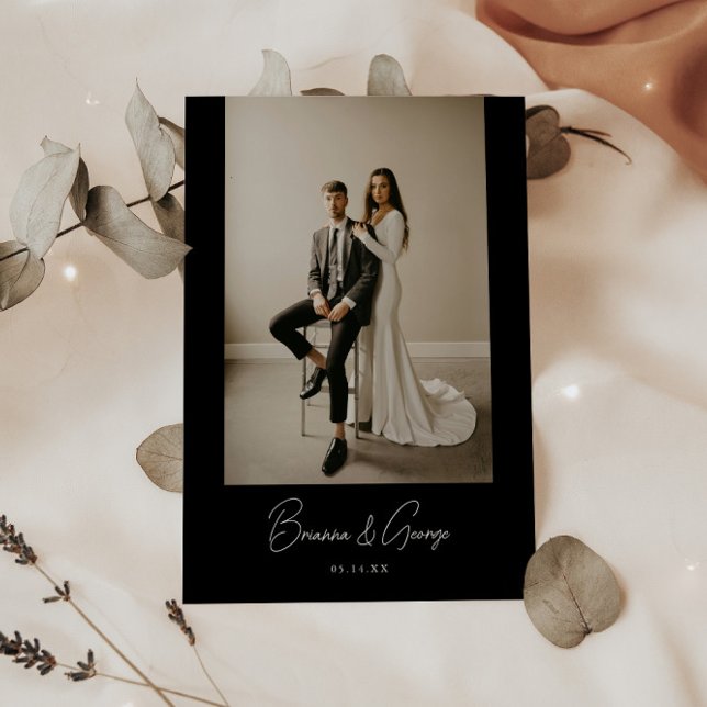 Modern svart bröllopsfoto Elopement & mottagande Inbjudningar (Skapare uppladdad)