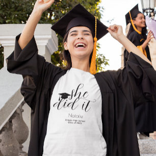Modern svart Elegant hon gjorde det Studenten T Shirt