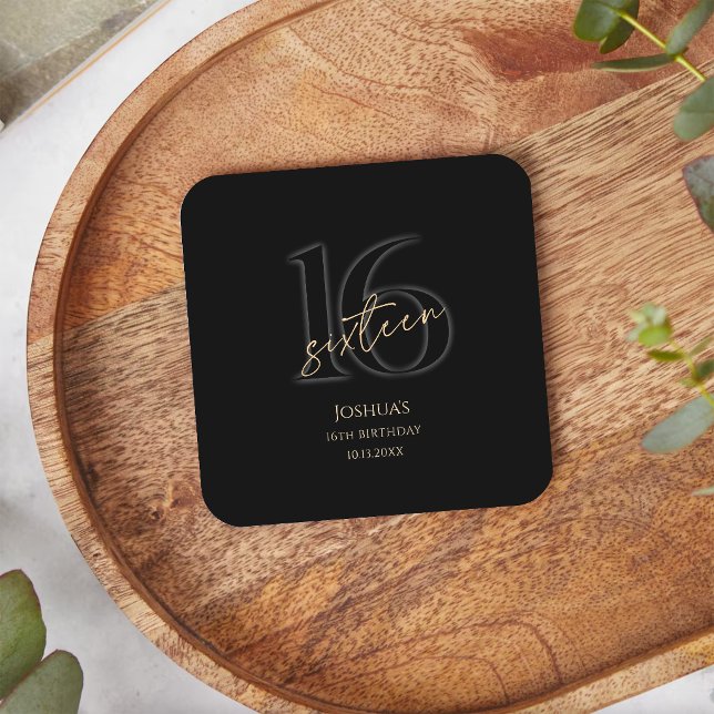 Modern Svart Guld 16-årsfest Underlägg Papper Kvadrat (Modern Black Gold 16th Birthday Party Square Paper Coaster)