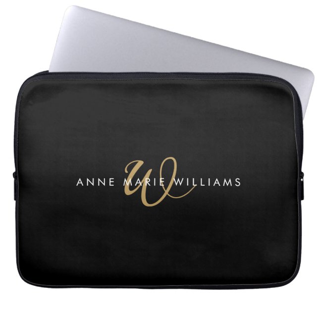 Modern svart guld skriptmonogram  laptop fodral (Framsidan)