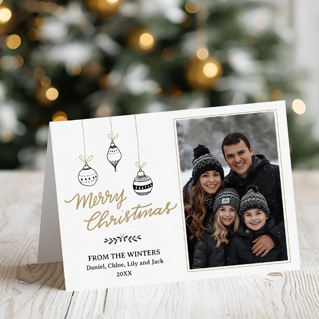 Modern svart och guld familjefoto helgkort (Modern Minimalist Black and Gold Hand-Drawn Christmas Baubles Family Photo Folded Christmas Card
)