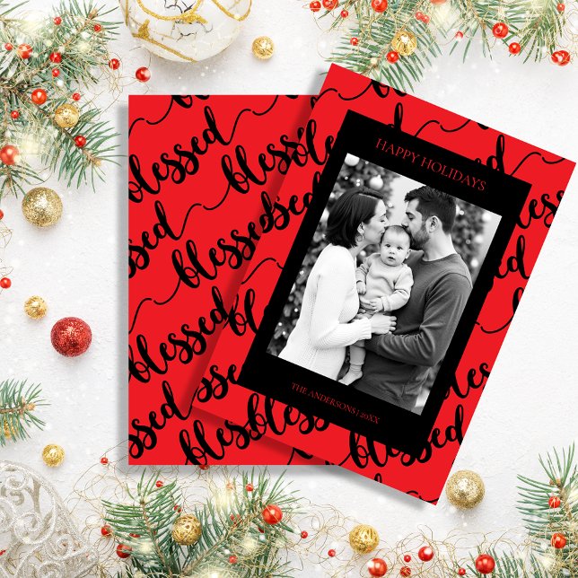 Modern svart och röd ”Blessed” script fotograferin Julkort (Modern Black & Red “Blessed” Script Photo Holiday Card)