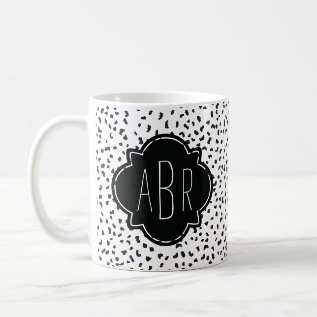 Modern svart och vit Dalmatisk Spots Monogrammed Kaffemugg (Vänster)
