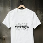 Modern svart och vit runge för Coola farbror T Shirt<br><div class="desc">Denna grymma och moderna design består av sanserif-typografi.</div>