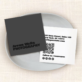 Modern svart på svart, fetstil QR-kod Fyrkantigt Visitkort