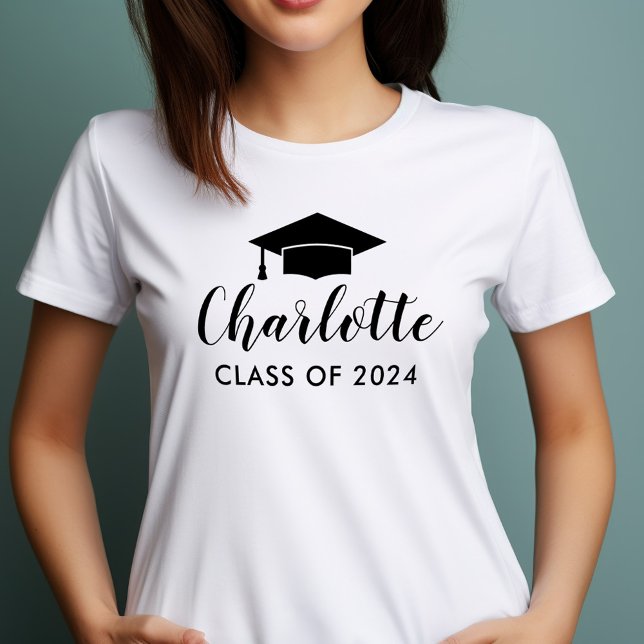 Modern Svart Skript Namn Grad Kåpa 2026 T Shirt (Skapare uppladdad)