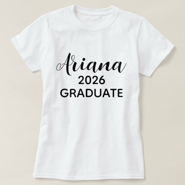Modern Svart Vit 2026 Graduate Namn T Shirt (Design framsida)