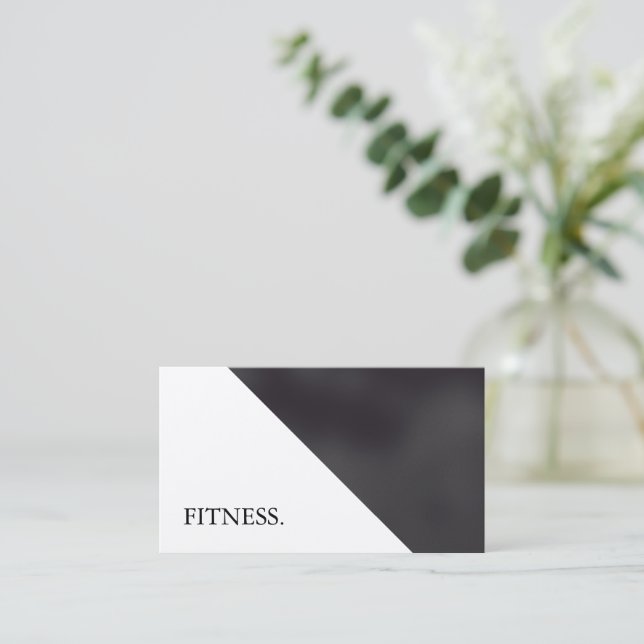 Modern svart-vit fitness visitkort (Stående Fram)