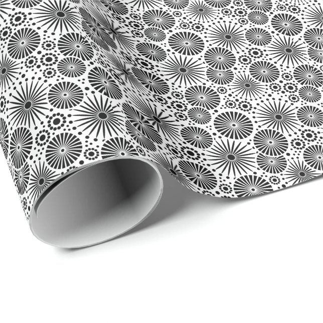 Modern Svart Vit Geometriska Blommor Stjärnexplosi Presentpapper (Rullad Hörn)