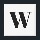 Modern svartvit anpassningsbar, första brev magnet<br><div class="desc">Anpassa,  anpassa monogram,  inledande,  svart och vit brev-elegant,  skript med förfinad snyggt-magnet</div>