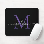 Modern svartvit Lila Violet Girly-skript i Monogra Musmatta<br><div class="desc">Modern Black Lila Violet Monogram Elegant Girly Script Mouse Pad</div>