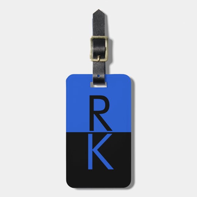 Modern svartvit monogramtypografi, blå Personlig Bagagebricka (Vertikal Framsida)