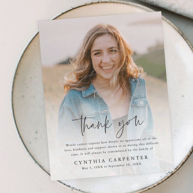 Modern Tack för konstgjord minnesbild Vykort (Modern script simple photo memorial thank you postcard.)