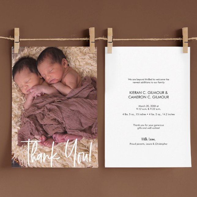 Modern tack för Personligen Twin Baby Photo (modern baby twins photo announcement thank you cards)