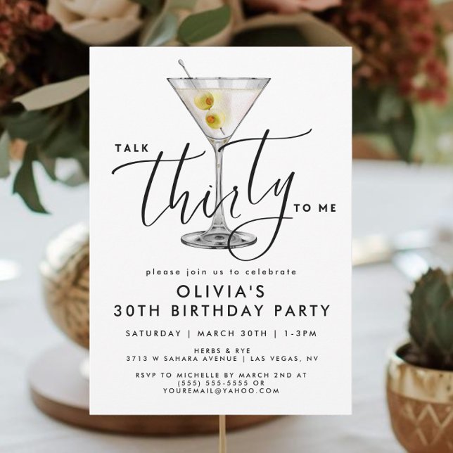 Modern “Talk Thirty to Me” Martini Glas 30-årsfira Inbjudningar (Skapare uppladdad)