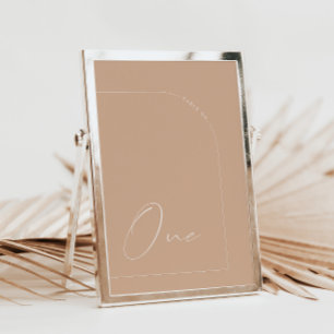 Modern Tan Calligraphy One-Bordsnummer Inbjudningar