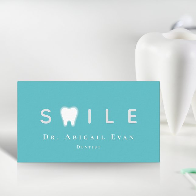 Modern Tand Professionell Light Teal Orthodontist Visitkort (Modern Tooth Professional Light Teal Orthodontist Business Card)