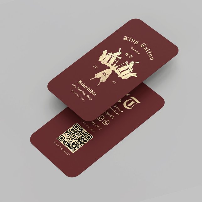Modern Tattoo Artist Monogram Guld Mörk Red QR Visitkort (Modern Tattoo Artist Monogram Gold Dark Red QR Business Card
)