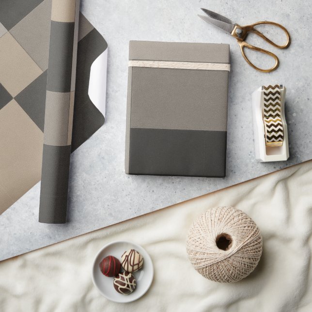 Modern Taupe & Charcoal Geometric  Presentpapper (Hantverk)
