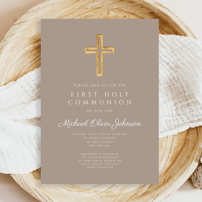 Modern Taupe Kor Religiösa Boy First Communion Inbjudningar (Modern Taupe Cross Religious Boy First Communion Invitation)