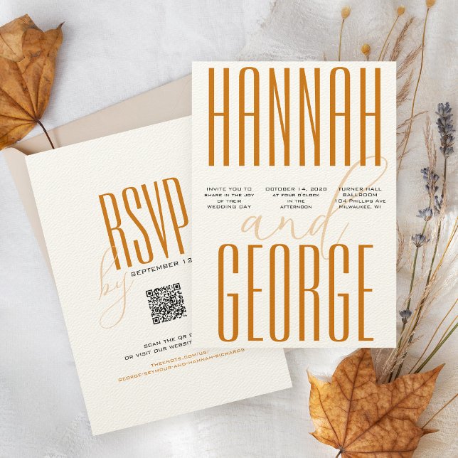 Modern Terracotta & Ecru Simple QR Fall Wedding Inbjudningar (Unique ecru cream textured terracotta large modern typography burnt orange QR code fall wedding sets)