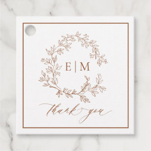 Modern Terracotta Leafy Vapensköld Monogram Bröllo Gåvor Etiketter