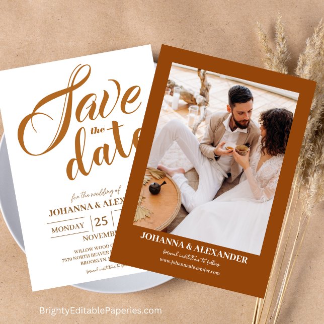 Modern Terracotta Photo Boho Pampas Grass Bröllop Spara Datumet (Experience the Charm of Pampas Grass with Our Modern Terracotta Boho Wedding Invitations.)