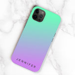 Modern toningtoning | Mint Grönt Lavender Lila<br><div class="desc">En roligt,  snyggt fodral med en modern övertoningsbakgrund från mynta gröntar till lavendel lila med nybörjare. Ditt namn,  initialer eller ord i modern blocktypografi i trendiget av svart som du lätt kan anpassa för dig själv eller som en speciell gåva till en älskad.</div>