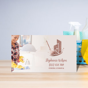 Modern Trendig House Städning Maid Janitorial Busi Visitkort