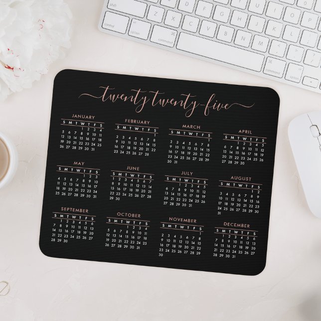 Modern Trendig Script Black Ro Guld 2023-kalender Musmatta (Skapare uppladdad)