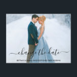 Modern Trendig-skript ändrar datumfoto Vykort<br><div class="desc">Modern Trendig-skript ändrar datum för Bröllop-uppskjutning,  par foto-vykort</div>