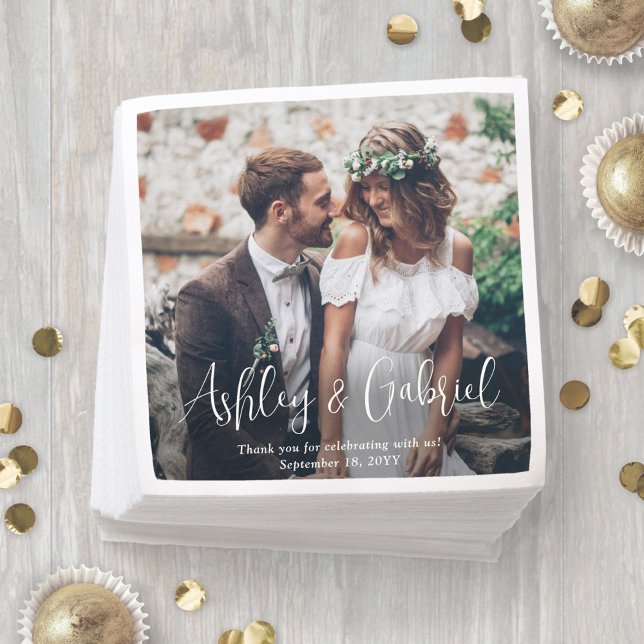 Modern Trendig White Script Photo Overlay Bröllop Pappersservett (Skapare uppladdad)