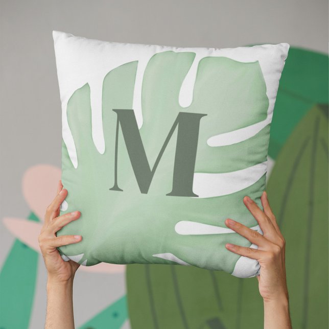 Modern Tropical Handflatan Lövs Monogram Kudde (Palm leaves monogram throw pillow.)