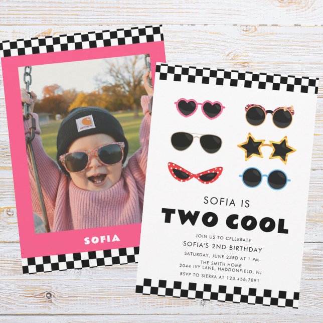 Modern två Coolor Sunglasses Girl 2:a födelsedagen Inbjudningar (Skapare uppladdad)