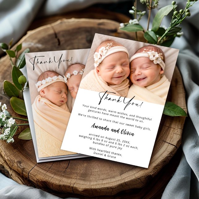 Modern twin Baby-meddelande med foton Meddelande (Skapare uppladdad)
