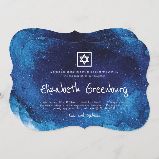 Modern typografi, blå vattenfärg, Bat mitzvah Inbjudningar (Fram/baksida)