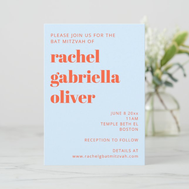Modern typografi Cool Blue Orange Bat Mitzvah Inbjudningar (Stående Fram)
