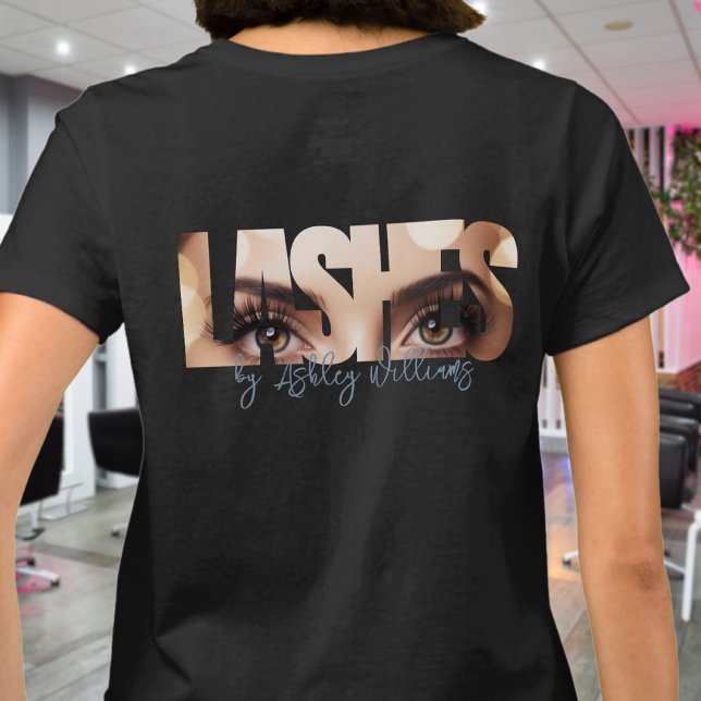 Modern typografi "LASHES by" ögonfransartist T Shirt (Skapare uppladdad)