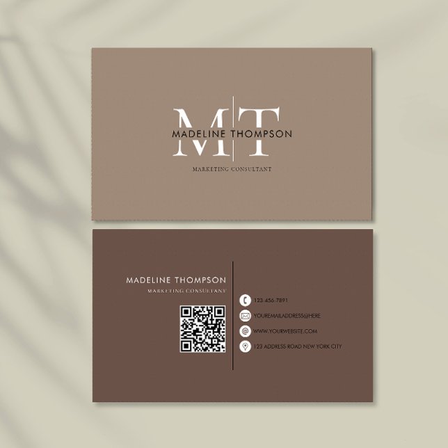 Modern typografi monogram Khaki och Brown QR-kod Visitkort (Skapare uppladdad)