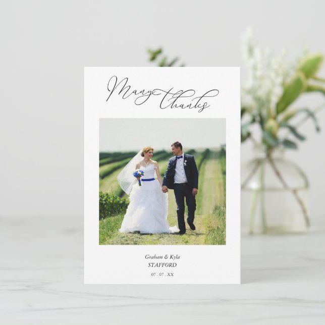 Modern typografi-skript Foto Newlyweds Tack Kort (Stående Fram)