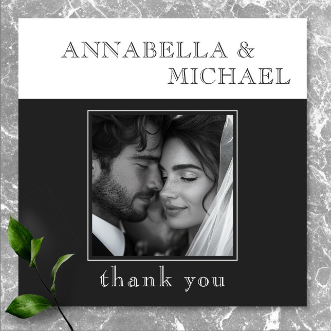Modern Typografi, svart, vit Bröllop-foto Tack Kort (Modern Typography Black White Wedding Photo Thank You Card)