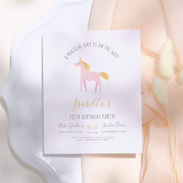Modern Unicorn & Faux Guld Rainbow Födelsedagsfest Inbjudan Vykort (Skapare uppladdad)