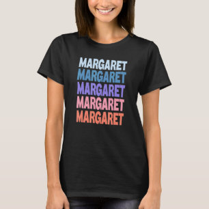 Modern upprepad text Margaret T Shirt